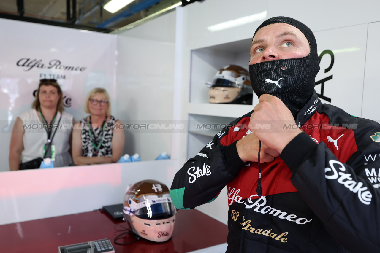 GP ITALIA, Valtteri Bottas (FIN) Alfa Romeo F1 Team.

02.09.2023. Formula 1 World Championship, Rd 15, Italian Grand Prix, Monza, Italy, Qualifiche Day.

- www.xpbimages.com, EMail: requests@xpbimages.com © Copyright: Bearne / XPB Images