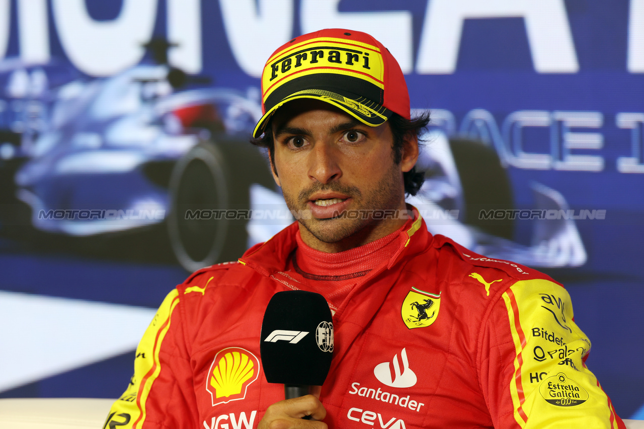 GP ITALIA, Carlos Sainz Jr (ESP) Ferrari in the qualifying FIA Press Conference.

02.09.2023. Formula 1 World Championship, Rd 15, Italian Grand Prix, Monza, Italy, Qualifiche Day.

 - www.xpbimages.com, EMail: requests@xpbimages.com © Copyright: Staley / XPB Images