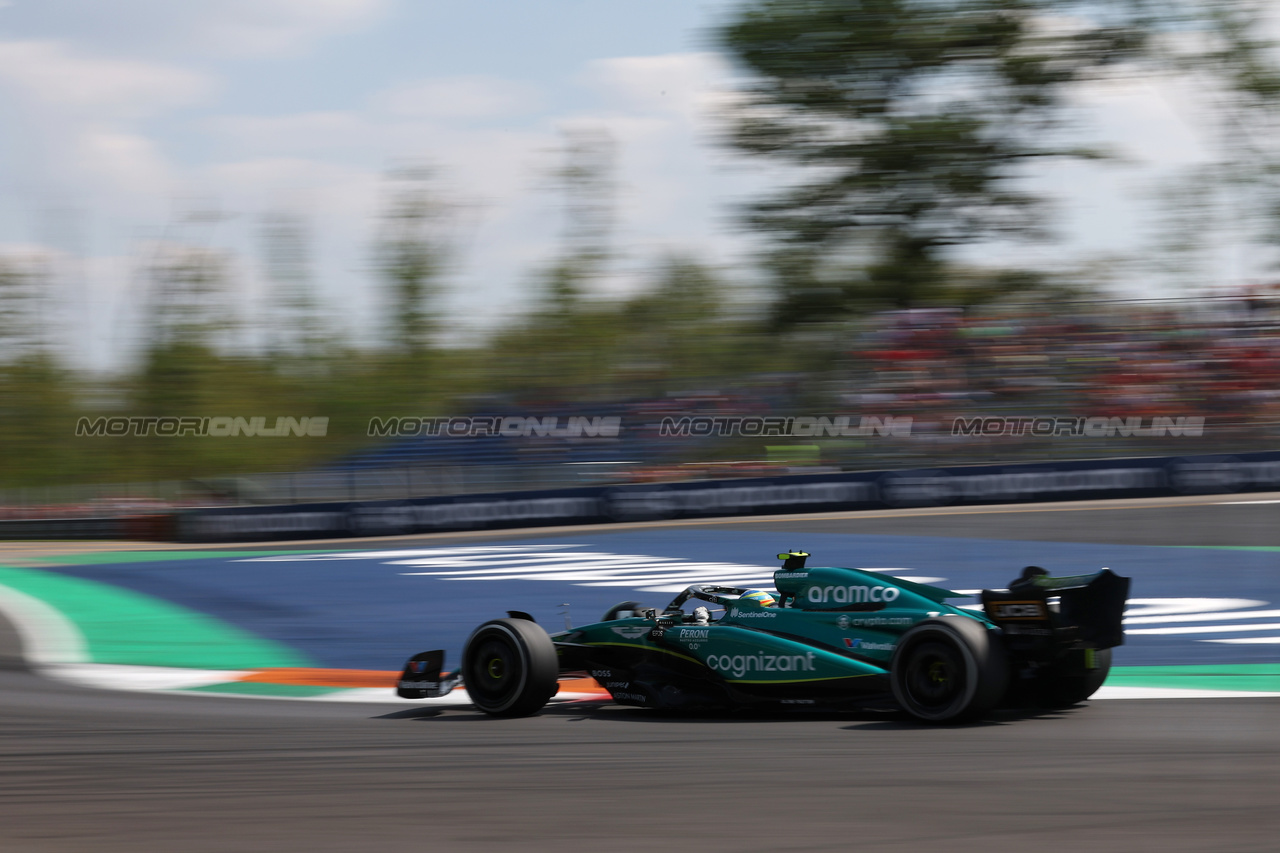 GP ITALIA, Fernando Alonso (ESP) Aston Martin F1 Team AMR23.

02.09.2023. Formula 1 World Championship, Rd 15, Italian Grand Prix, Monza, Italy, Qualifiche Day.

 - www.xpbimages.com, EMail: requests@xpbimages.com © Copyright: Staley / XPB Images