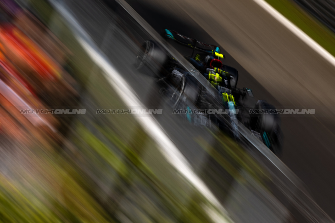 GP ITALIA, Lewis Hamilton (GBR) Mercedes AMG F1 W14.

02.09.2023. Formula 1 World Championship, Rd 15, Italian Grand Prix, Monza, Italy, Qualifiche Day.

 - www.xpbimages.com, EMail: requests@xpbimages.com © Copyright: Staley / XPB Images