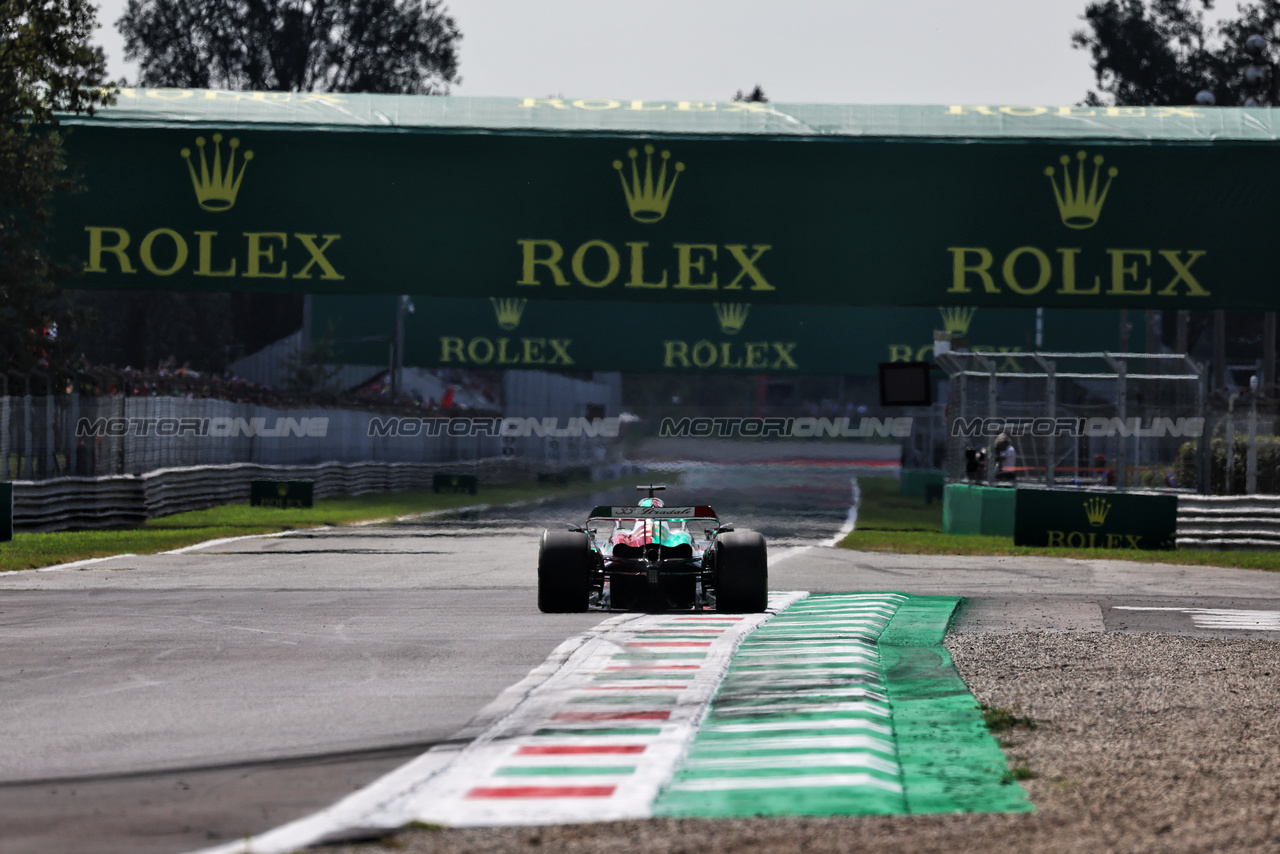 GP ITALIA, Valtteri Bottas (FIN) Alfa Romeo F1 Team C43.

02.09.2023. Formula 1 World Championship, Rd 15, Italian Grand Prix, Monza, Italy, Qualifiche Day.

- www.xpbimages.com, EMail: requests@xpbimages.com © Copyright: Moy / XPB Images