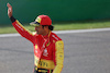 GP ITALIA, Carlos Sainz Jr (ESP) Ferrari celebrates his pole position in qualifying parc ferme.
02.09.2023. Formula 1 World Championship, Rd 15, Italian Grand Prix, Monza, Italy, Qualifiche Day.
 - www.xpbimages.com, EMail: requests@xpbimages.com © Copyright: Staley / XPB Images