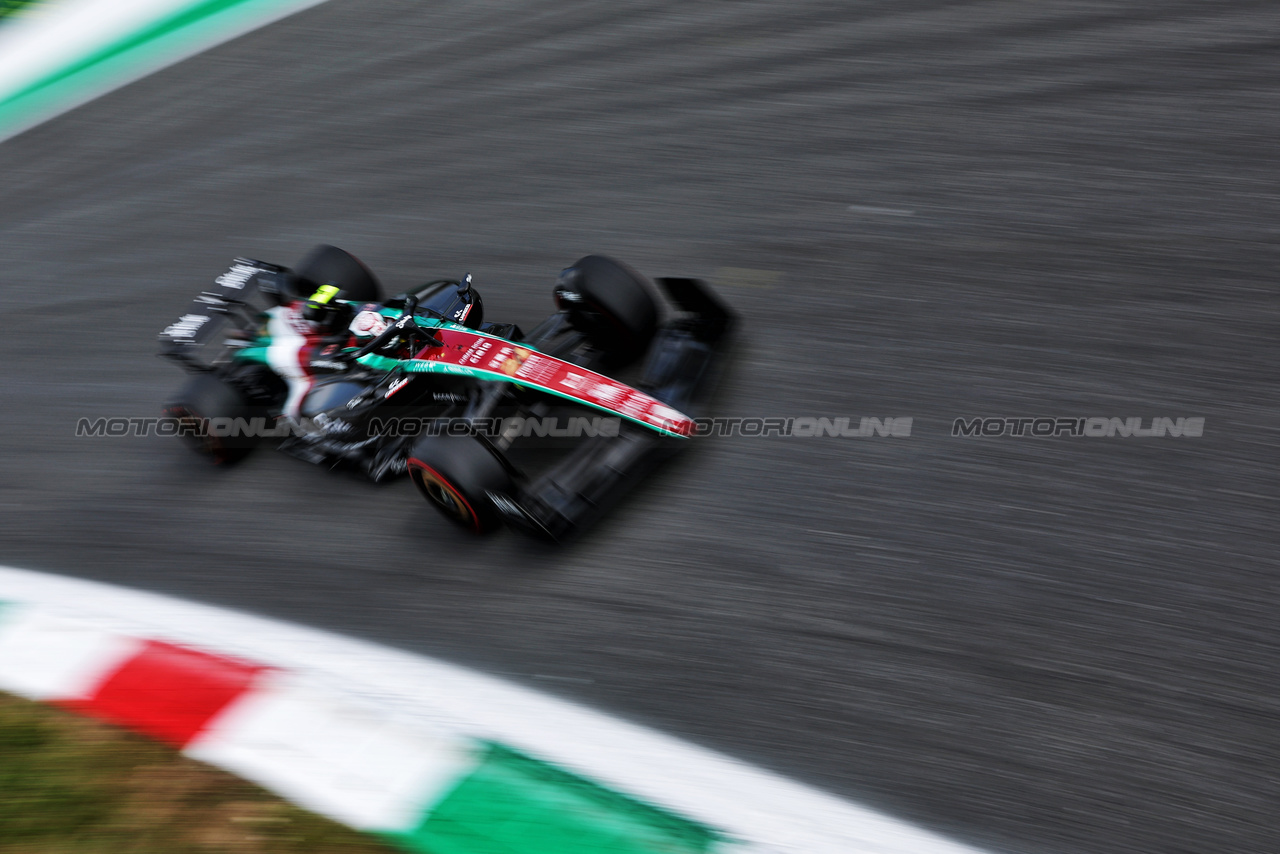 GP ITALIA, Zhou Guanyu (CHN) Alfa Romeo F1 Team C43.

01.09.2023. Formula 1 World Championship, Rd 15, Italian Grand Prix, Monza, Italy, Practice Day.

- www.xpbimages.com, EMail: requests@xpbimages.com © Copyright: Moy / XPB Images