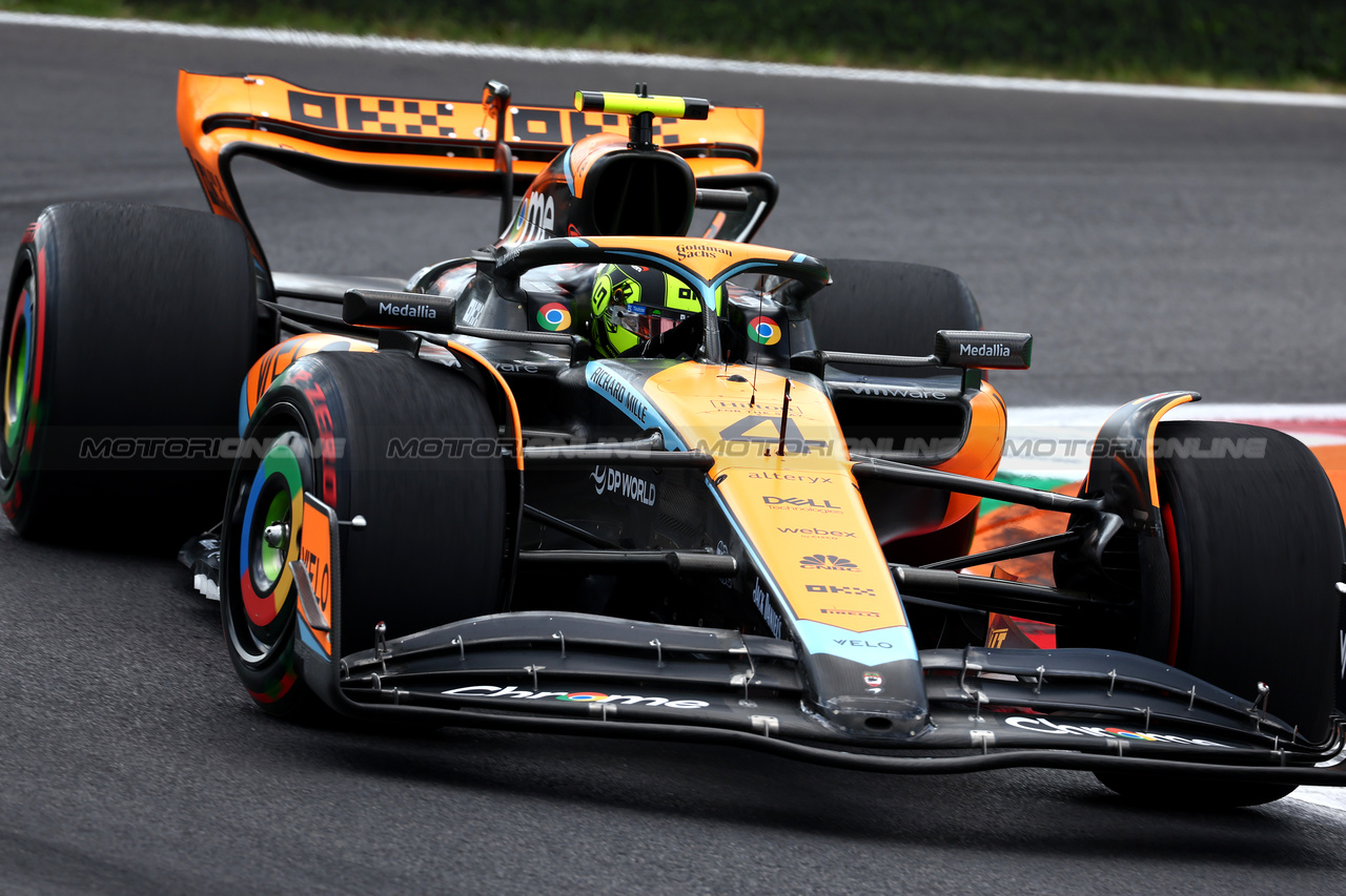 GP ITALIA, Lando Norris (GBR) McLaren MCL60.

01.09.2023. Formula 1 World Championship, Rd 15, Italian Grand Prix, Monza, Italy, Practice Day.

 - www.xpbimages.com, EMail: requests@xpbimages.com © Copyright: Coates / XPB Images