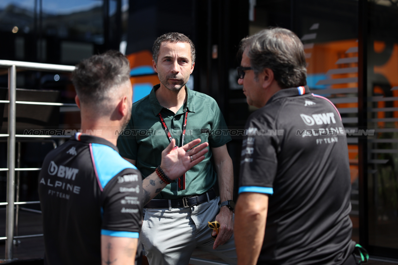 GP ITALIA, Nicolas Todt (FRA) Driver Manager with Davide Brivio (ITA) Alpine F1 Team Racing Director (Right).

01.09.2023. Formula 1 World Championship, Rd 15, Italian Grand Prix, Monza, Italy, Practice Day.

 - www.xpbimages.com, EMail: requests@xpbimages.com © Copyright: Staley / XPB Images