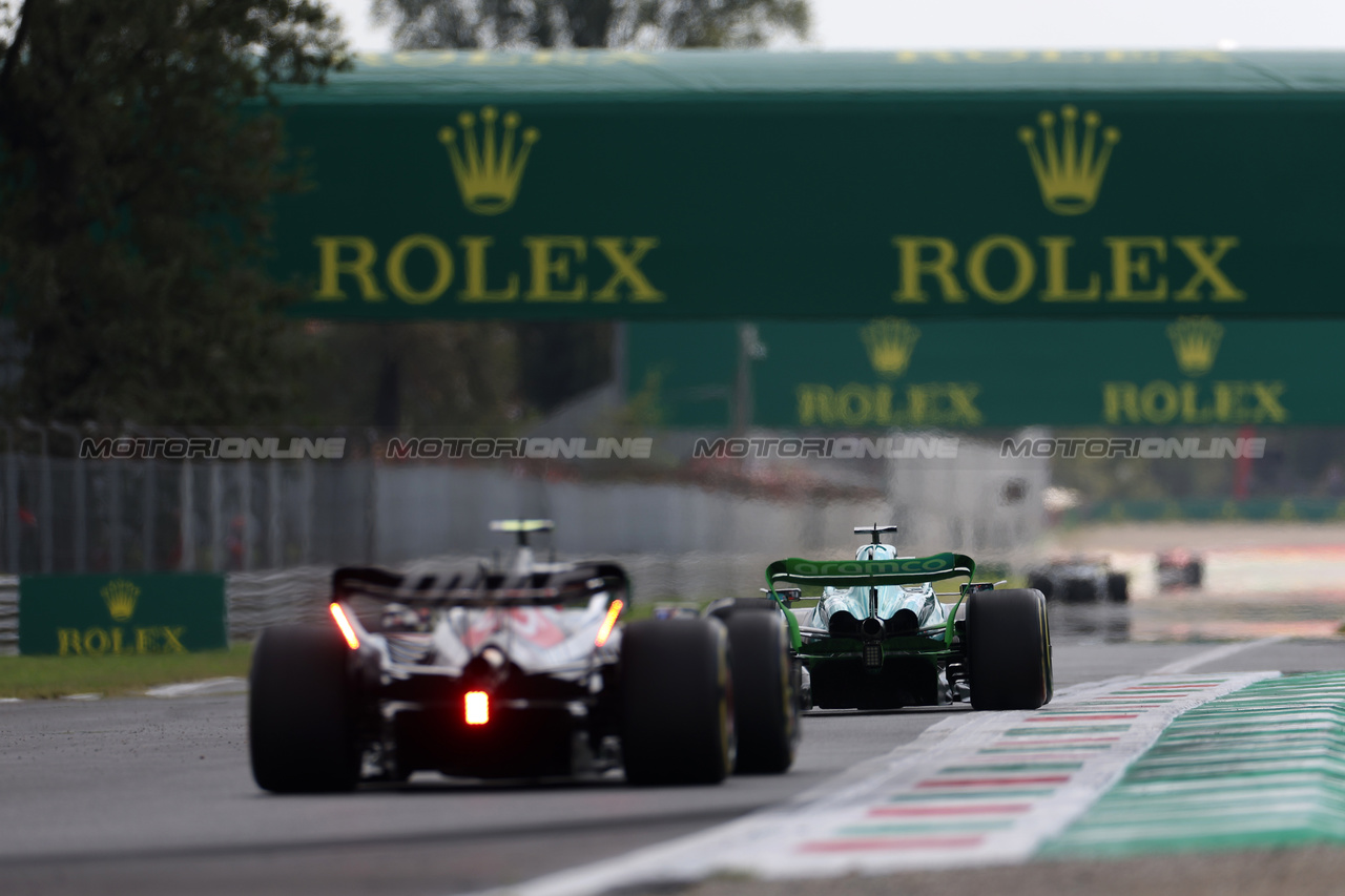 GP ITALIA, Felipe Drugovich (BRA) Aston Martin F1 Team AMR23, Reserve e Development Programme Driver.

01.09.2023. Formula 1 World Championship, Rd 15, Italian Grand Prix, Monza, Italy, Practice Day.

 - www.xpbimages.com, EMail: requests@xpbimages.com © Copyright: Staley / XPB Images