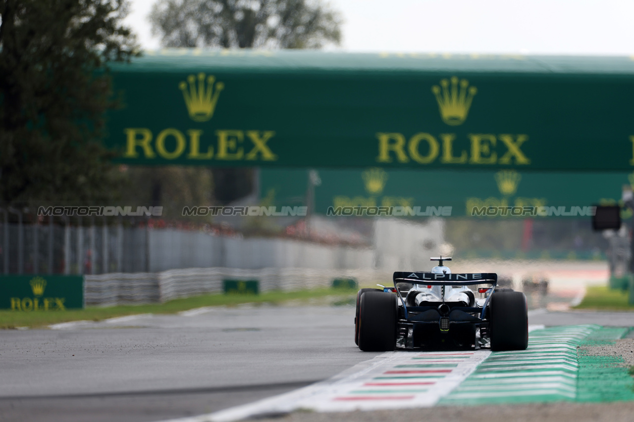 GP ITALIA, Esteban Ocon (FRA) Alpine F1 Team A523.

01.09.2023. Formula 1 World Championship, Rd 15, Italian Grand Prix, Monza, Italy, Practice Day.

 - www.xpbimages.com, EMail: requests@xpbimages.com © Copyright: Staley / XPB Images