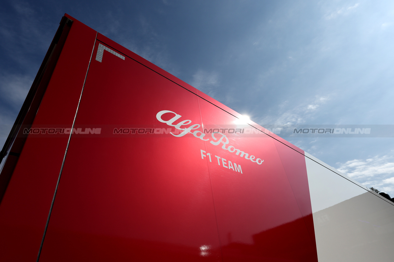 GP ITALIA, Alfa Romeo F1 Team trick in the paddock.

01.09.2023. Formula 1 World Championship, Rd 15, Italian Grand Prix, Monza, Italy, Practice Day.

- www.xpbimages.com, EMail: requests@xpbimages.com © Copyright: Moy / XPB Images