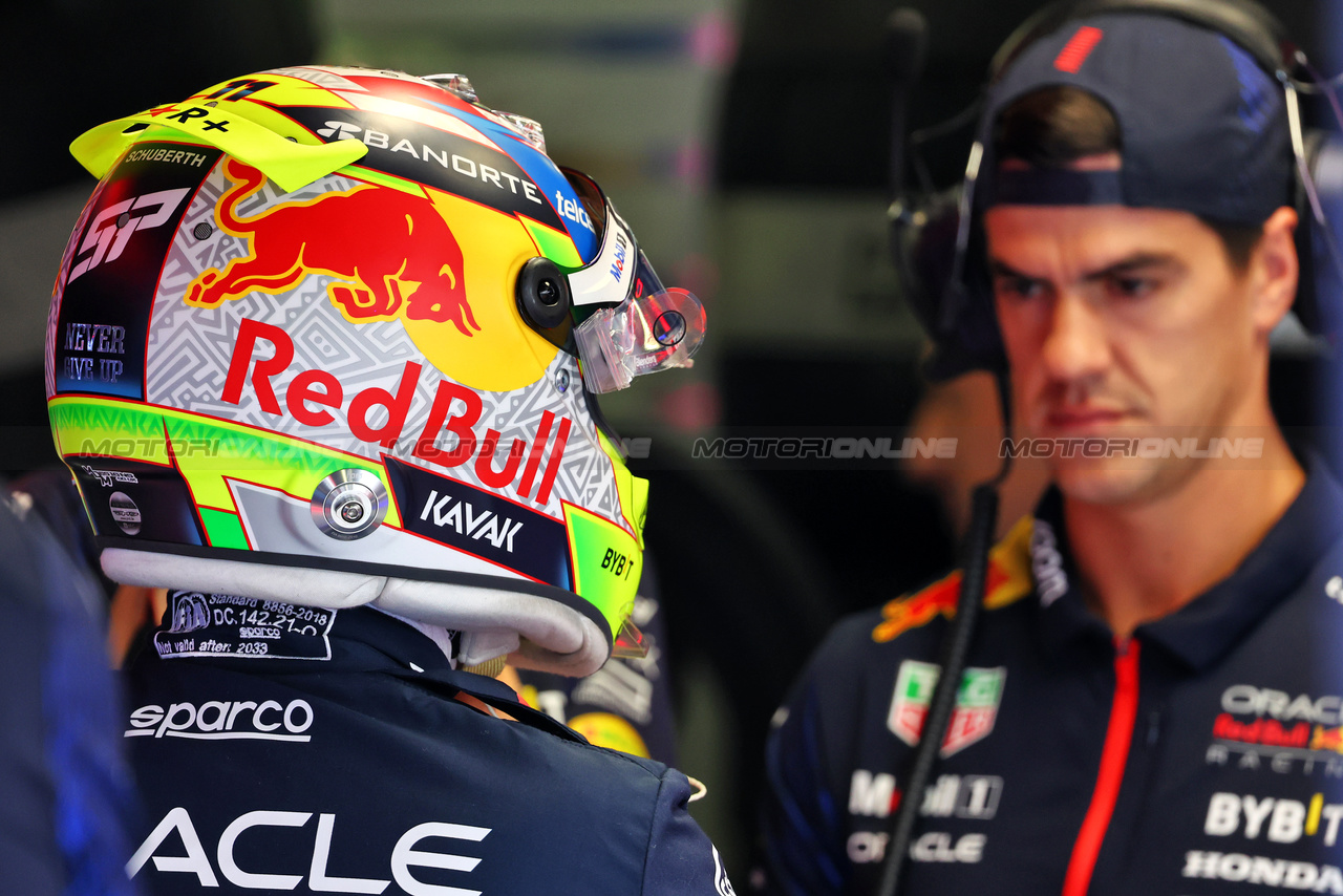 GP ITALIA, Sergio Perez (MEX) Red Bull Racing.

01.09.2023. Formula 1 World Championship, Rd 15, Italian Grand Prix, Monza, Italy, Practice Day.

- www.xpbimages.com, EMail: requests@xpbimages.com © Copyright: Batchelor / XPB Images