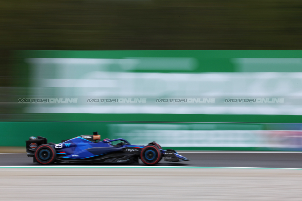 GP ITALIA, Alexander Albon (THA) Williams Racing FW45.

01.09.2023. Formula 1 World Championship, Rd 15, Italian Grand Prix, Monza, Italy, Practice Day.

- www.xpbimages.com, EMail: requests@xpbimages.com © Copyright: Moy / XPB Images
