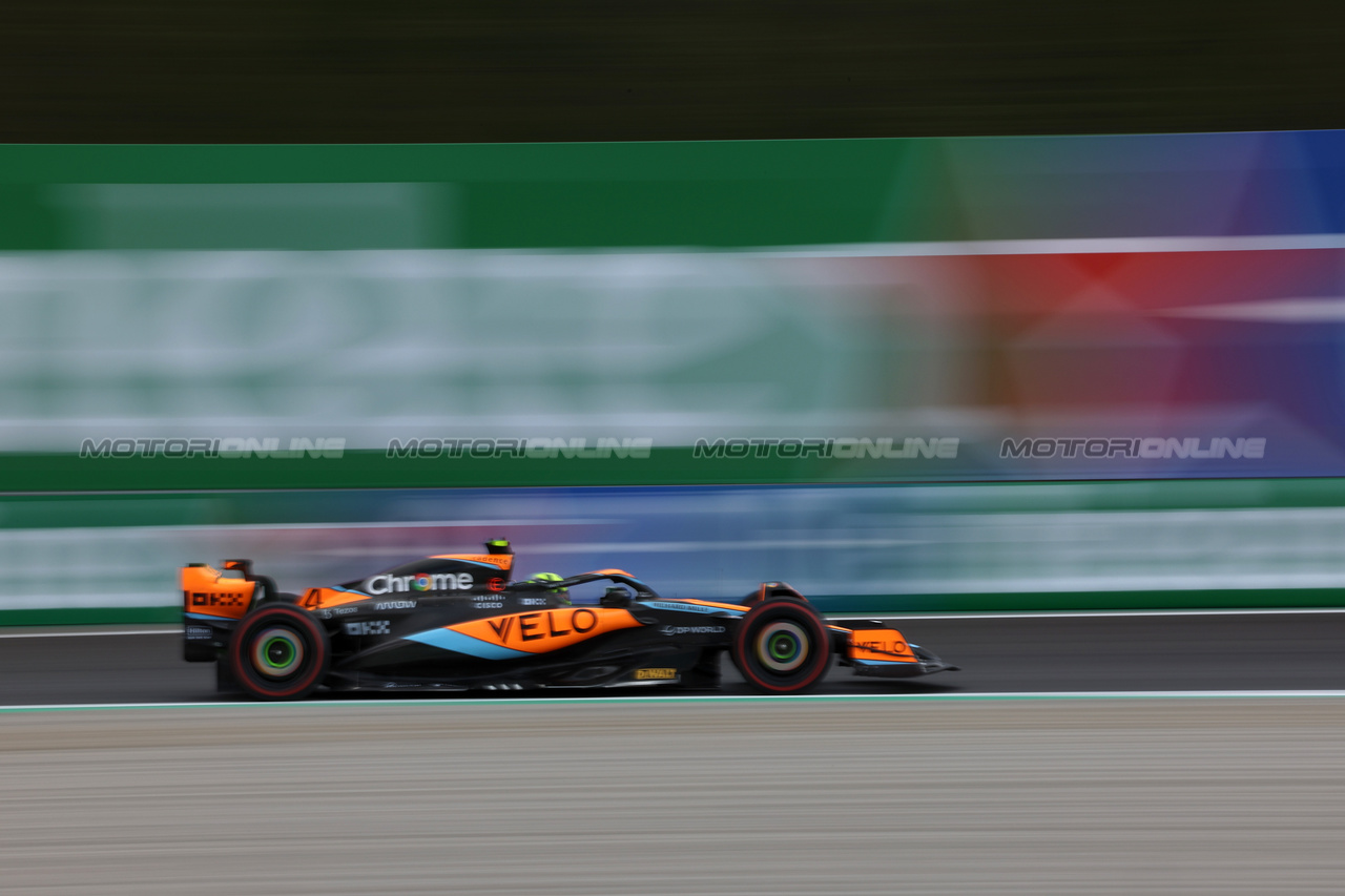 GP ITALIA, Lando Norris (GBR) McLaren MCL60.

01.09.2023. Formula 1 World Championship, Rd 15, Italian Grand Prix, Monza, Italy, Practice Day.

- www.xpbimages.com, EMail: requests@xpbimages.com © Copyright: Moy / XPB Images