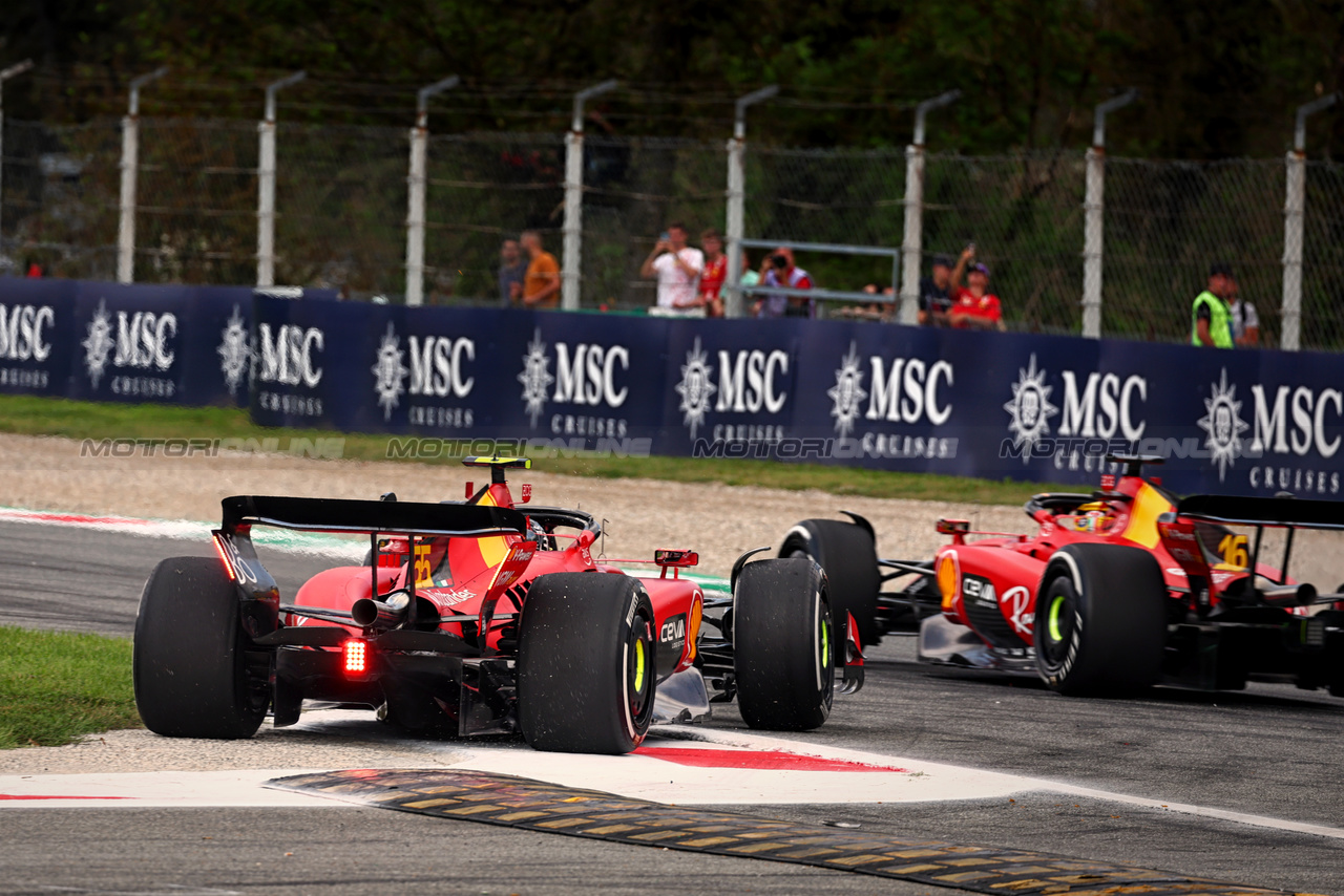 GP ITALIA, Carlos Sainz Jr (ESP) Ferrari SF-23 e Charles Leclerc (MON) Ferrari SF-23.

01.09.2023. Formula 1 World Championship, Rd 15, Italian Grand Prix, Monza, Italy, Practice Day.

 - www.xpbimages.com, EMail: requests@xpbimages.com © Copyright: Coates / XPB Images