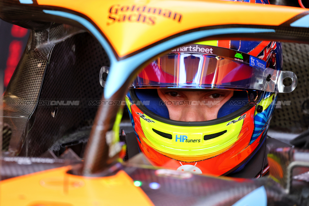 GP ITALIA, Oscar Piastri (AUS) McLaren MCL60.

01.09.2023. Formula 1 World Championship, Rd 15, Italian Grand Prix, Monza, Italy, Practice Day.

- www.xpbimages.com, EMail: requests@xpbimages.com © Copyright: Batchelor / XPB Images