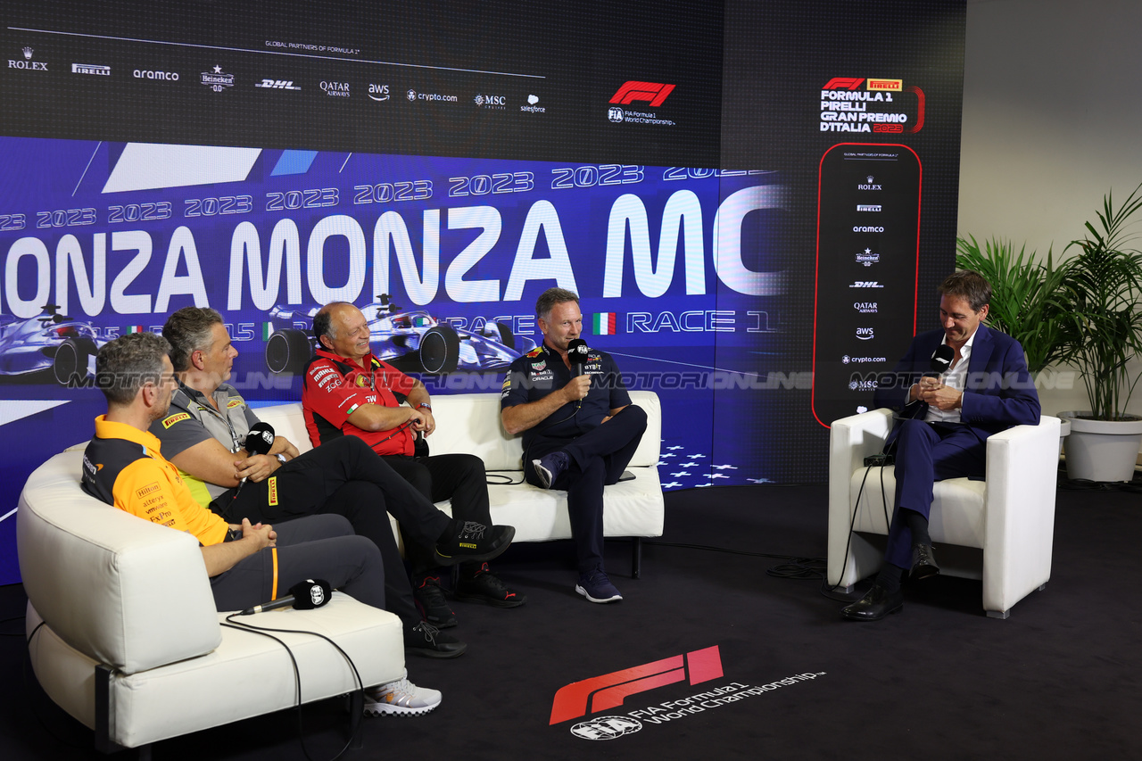 GP ITALIA, (L to R): Andrea Stella (ITA) McLaren Team Principal; Mario Isola (ITA) Pirelli Racing Manager; Frederic Vasseur (FRA) Ferrari Team Principal; e Christian Horner (GBR) Red Bull Racing Team Principal, in the FIA Press Conference.

01.09.2023. Formula 1 World Championship, Rd 15, Italian Grand Prix, Monza, Italy, Practice Day.

 - www.xpbimages.com, EMail: requests@xpbimages.com © Copyright: Staley / XPB Images