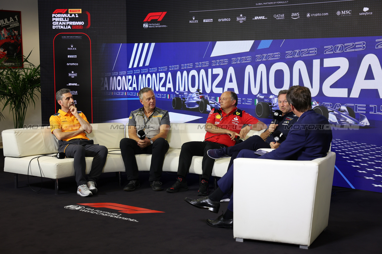 GP ITALIA, (L to R): Andrea Stella (ITA) McLaren Team Principal; Mario Isola (ITA) Pirelli Racing Manager; Frederic Vasseur (FRA) Ferrari Team Principal; e Christian Horner (GBR) Red Bull Racing Team Principal, in the FIA Press Conference.

01.09.2023. Formula 1 World Championship, Rd 15, Italian Grand Prix, Monza, Italy, Practice Day.

 - www.xpbimages.com, EMail: requests@xpbimages.com © Copyright: Staley / XPB Images