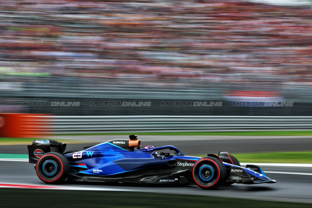 GP ITALIA, Alexander Albon (THA) Williams Racing FW45.

01.09.2023. Formula 1 World Championship, Rd 15, Italian Grand Prix, Monza, Italy, Practice Day.

 - www.xpbimages.com, EMail: requests@xpbimages.com © Copyright: Coates / XPB Images