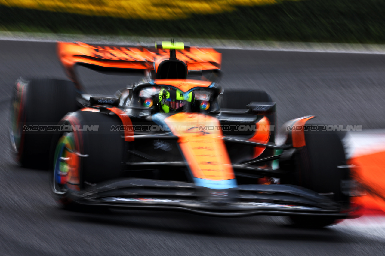 GP ITALIA, Lando Norris (GBR) McLaren MCL60.

01.09.2023. Formula 1 World Championship, Rd 15, Italian Grand Prix, Monza, Italy, Practice Day.

 - www.xpbimages.com, EMail: requests@xpbimages.com © Copyright: Coates / XPB Images