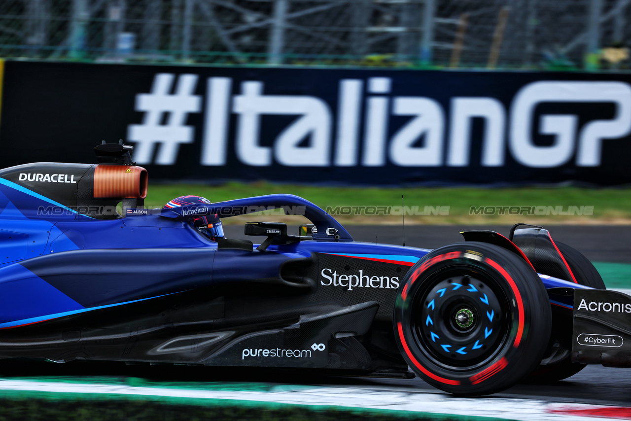 GP ITALIA, Alexander Albon (THA) Williams Racing FW45.

01.09.2023. Formula 1 World Championship, Rd 15, Italian Grand Prix, Monza, Italy, Practice Day.

 - www.xpbimages.com, EMail: requests@xpbimages.com © Copyright: Coates / XPB Images