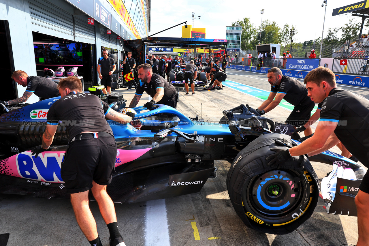 GP ITALIA, Pierre Gasly (FRA) Alpine F1 Team A523 in the pits.

01.09.2023. Formula 1 World Championship, Rd 15, Italian Grand Prix, Monza, Italy, Practice Day.

- www.xpbimages.com, EMail: requests@xpbimages.com © Copyright: Batchelor / XPB Images