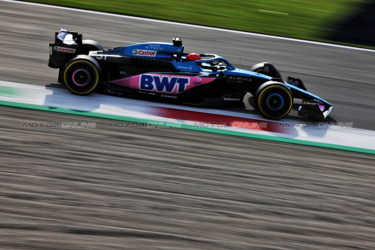 GP ITALIA, Esteban Ocon (FRA) Alpine F1 Team A523.

01.09.2023. Formula 1 World Championship, Rd 15, Italian Grand Prix, Monza, Italy, Practice Day.

 - www.xpbimages.com, EMail: requests@xpbimages.com © Copyright: Staley / XPB Images