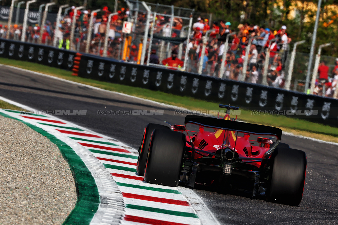 GP ITALIA, Charles Leclerc (MON) Ferrari SF-23.

01.09.2023. Formula 1 World Championship, Rd 15, Italian Grand Prix, Monza, Italy, Practice Day.

 - www.xpbimages.com, EMail: requests@xpbimages.com © Copyright: Coates / XPB Images