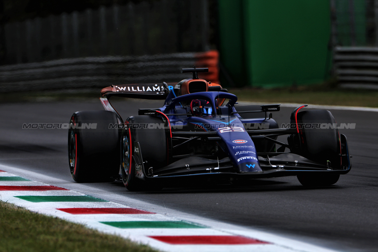 GP ITALIA, Alexander Albon (THA) Williams Racing FW45.

01.09.2023. Formula 1 World Championship, Rd 15, Italian Grand Prix, Monza, Italy, Practice Day.

 - www.xpbimages.com, EMail: requests@xpbimages.com © Copyright: Staley / XPB Images
