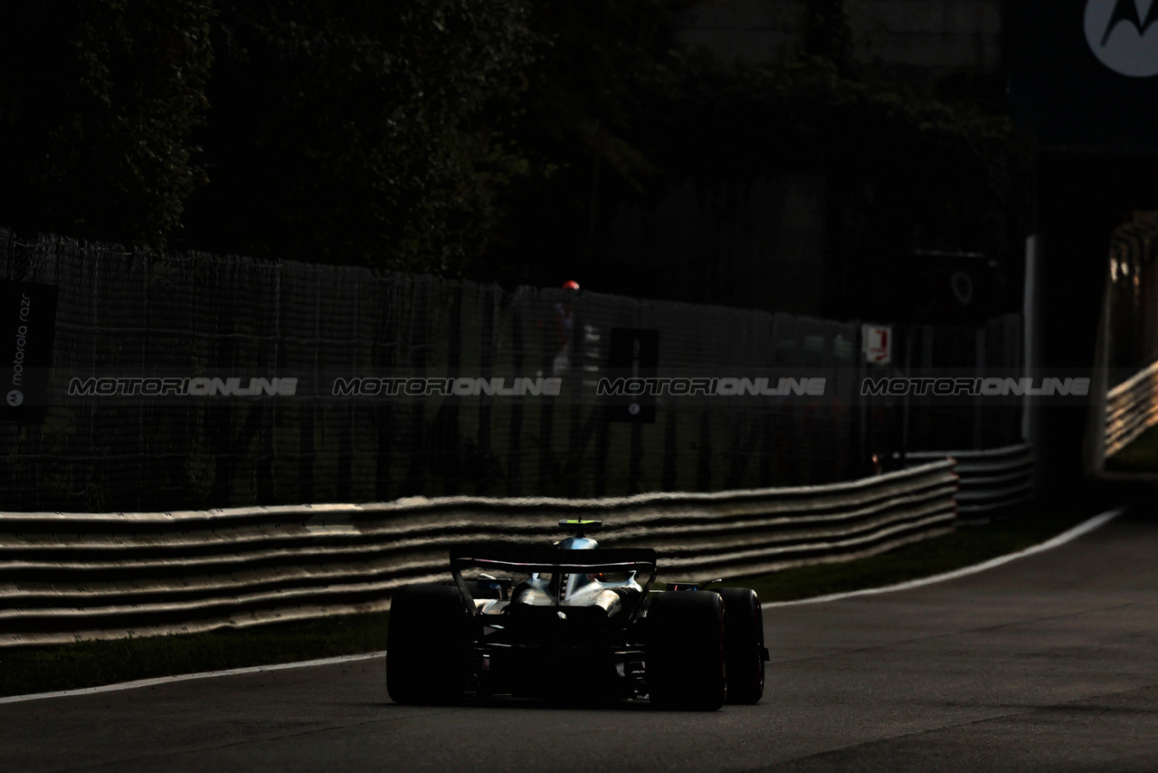 GP ITALIA, Esteban Ocon (FRA) Alpine F1 Team A523.

01.09.2023. Formula 1 World Championship, Rd 15, Italian Grand Prix, Monza, Italy, Practice Day.

- www.xpbimages.com, EMail: requests@xpbimages.com © Copyright: Moy / XPB Images