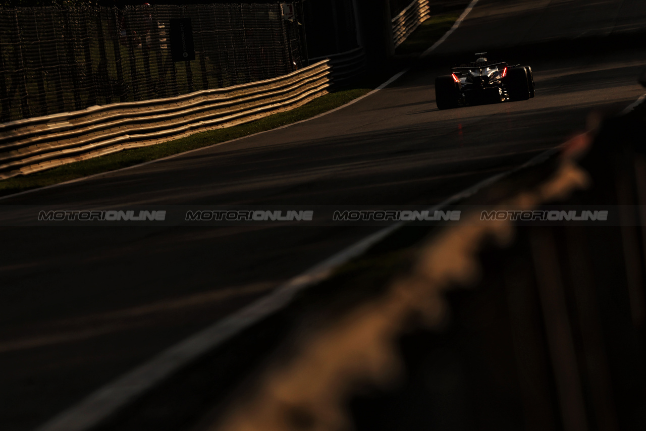 GP ITALIA, Alexander Albon (THA) Williams Racing FW45.

01.09.2023. Formula 1 World Championship, Rd 15, Italian Grand Prix, Monza, Italy, Practice Day.

- www.xpbimages.com, EMail: requests@xpbimages.com © Copyright: Moy / XPB Images