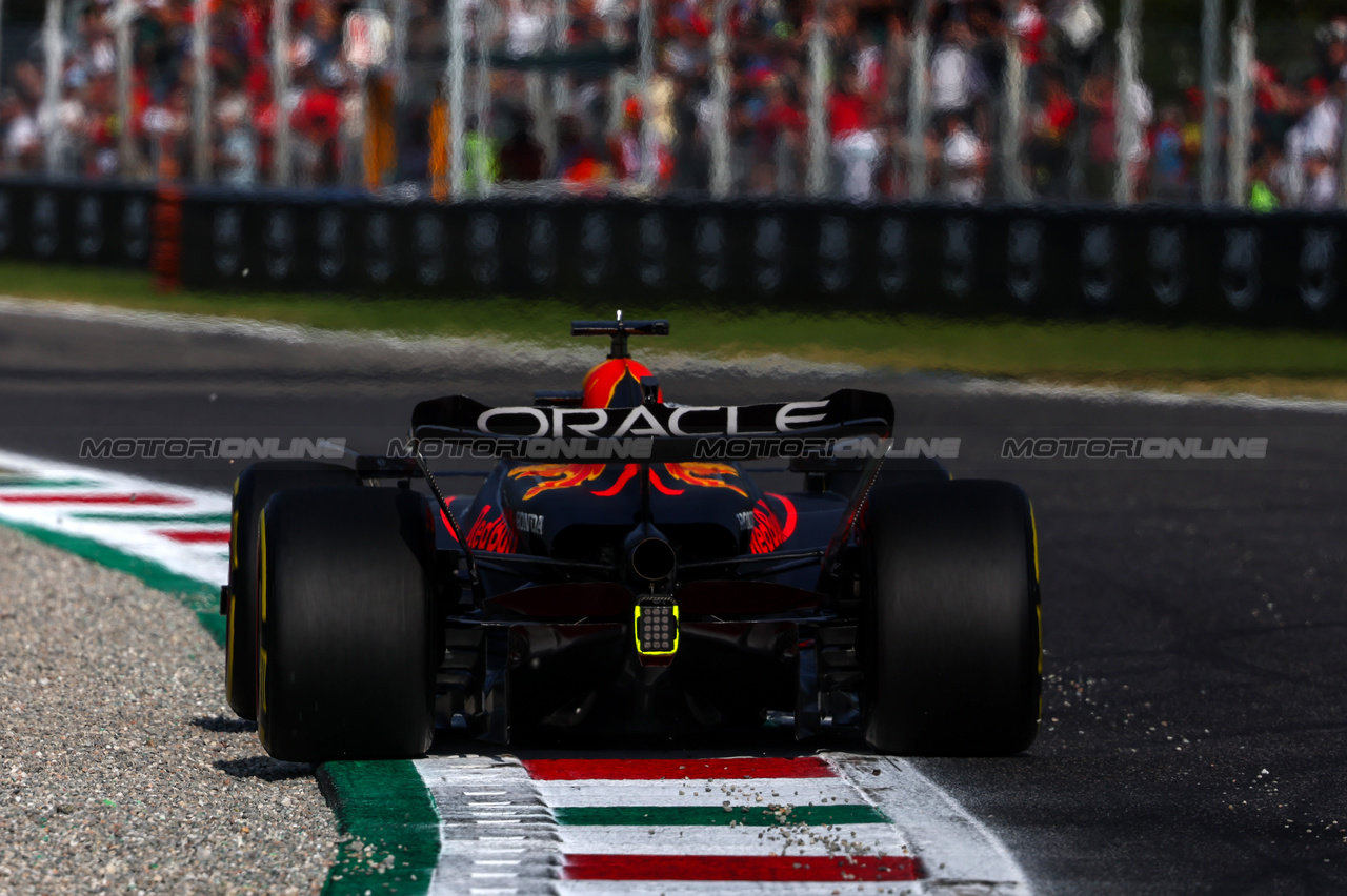 GP ITALIA, Max Verstappen (NLD), Red Bull Racing 
01.09.2023. Formula 1 World Championship, Rd 15, Italian Grand Prix, Monza, Italy, Practice Day.
- www.xpbimages.com, EMail: requests@xpbimages.com © Copyright: Charniaux / XPB Images