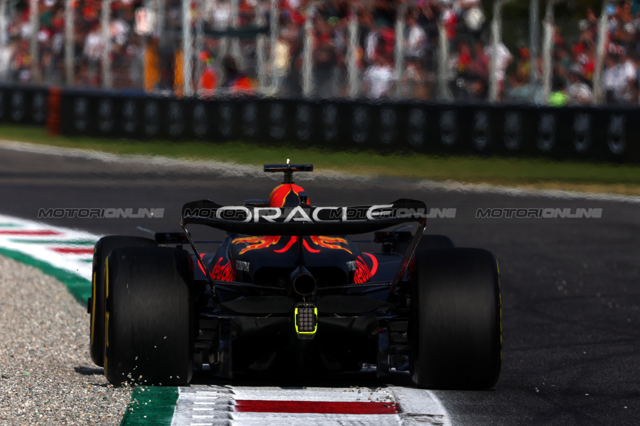 GP ITALIA, Max Verstappen (NLD), Red Bull Racing 
01.09.2023. Formula 1 World Championship, Rd 15, Italian Grand Prix, Monza, Italy, Practice Day.
- www.xpbimages.com, EMail: requests@xpbimages.com © Copyright: Charniaux / XPB Images