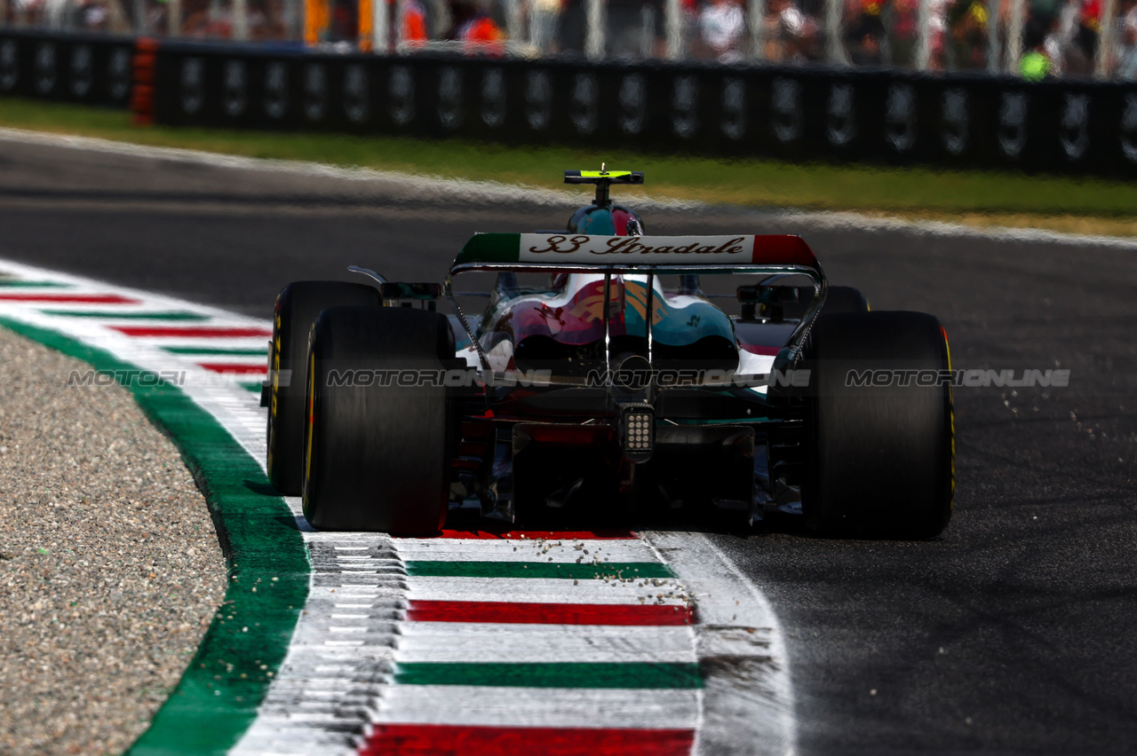 GP ITALIA, Guanyu Zhou (CHI), Alfa Romeo Racing 
01.09.2023. Formula 1 World Championship, Rd 15, Italian Grand Prix, Monza, Italy, Practice Day.
- www.xpbimages.com, EMail: requests@xpbimages.com © Copyright: Charniaux / XPB Images