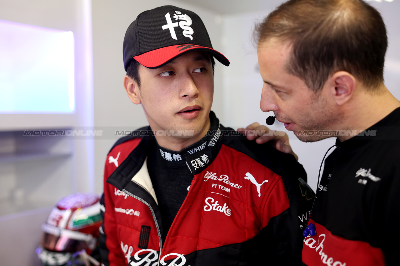 GP ITALIA, Zhou Guanyu (CHN) Alfa Romeo F1 Team.

01.09.2023. Formula 1 World Championship, Rd 15, Italian Grand Prix, Monza, Italy, Practice Day.

- www.xpbimages.com, EMail: requests@xpbimages.com © Copyright: Bearne / XPB Images
