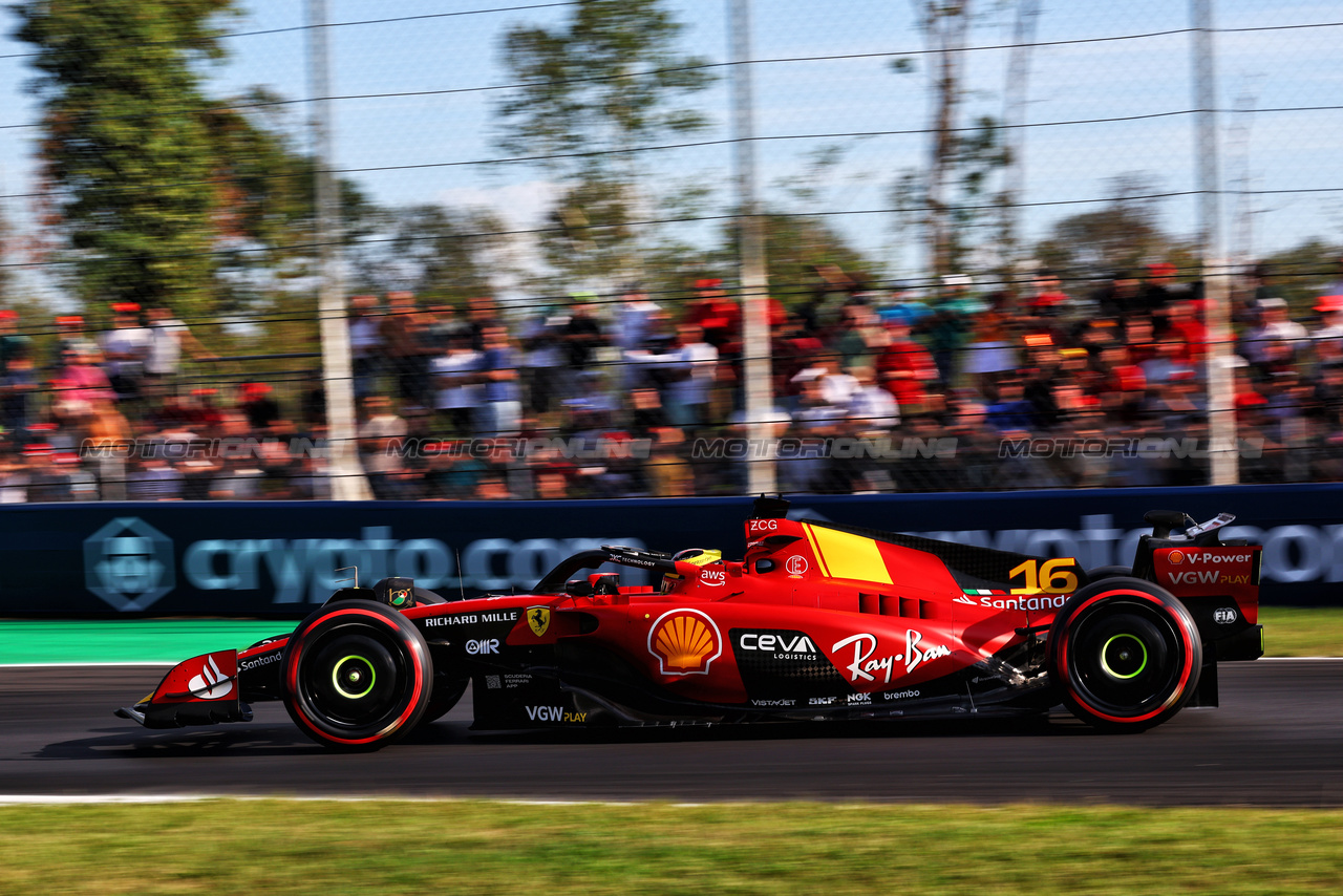 GP ITALIA, Carlos Sainz Jr (ESP) Ferrari SF-23.

01.09.2023. Formula 1 World Championship, Rd 15, Italian Grand Prix, Monza, Italy, Practice Day.

 - www.xpbimages.com, EMail: requests@xpbimages.com © Copyright: Coates / XPB Images