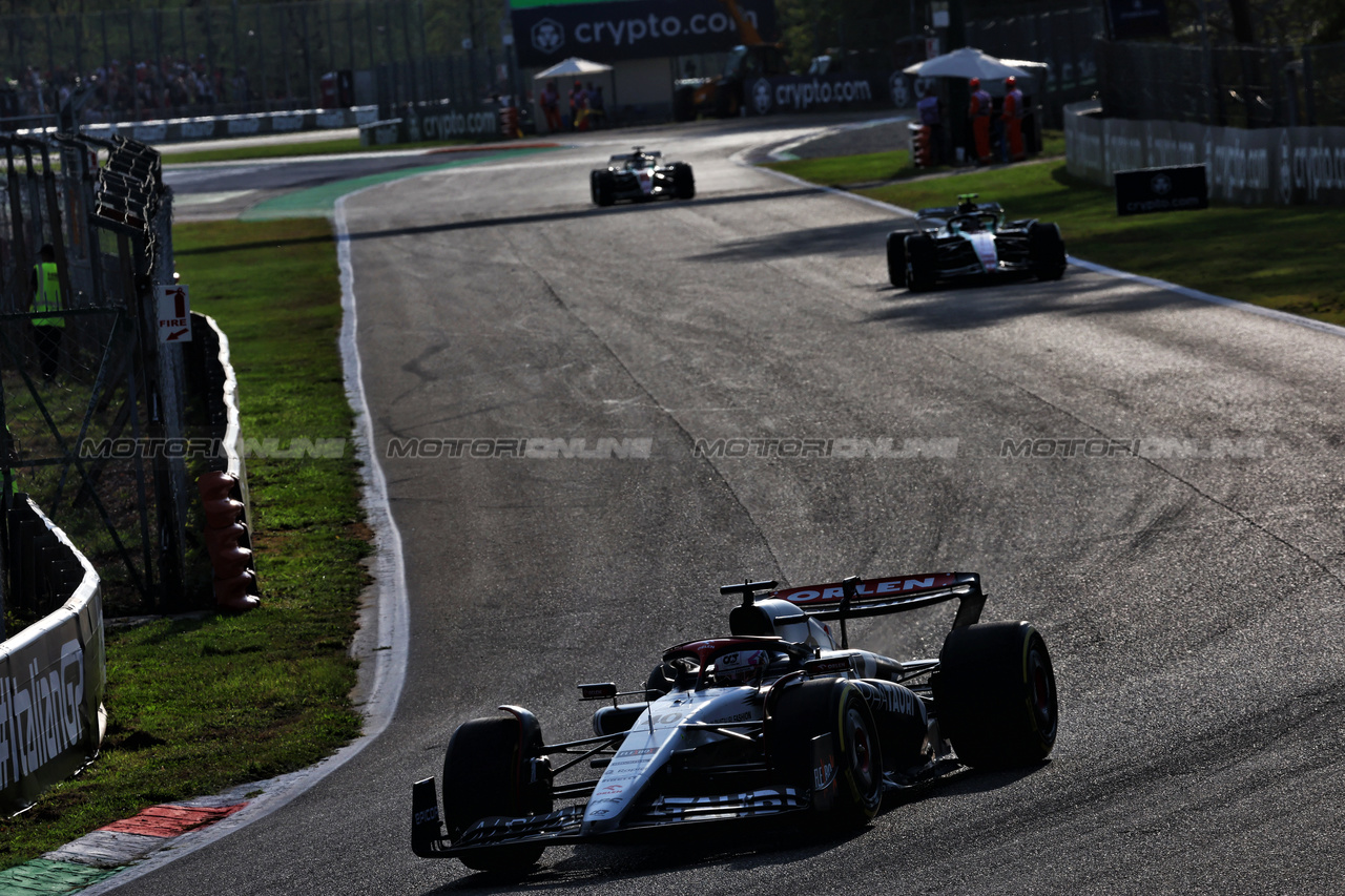 GP ITALIA, Liam Lawson (NZL) AlphaTauri AT04.

01.09.2023. Formula 1 World Championship, Rd 15, Italian Grand Prix, Monza, Italy, Practice Day.

 - www.xpbimages.com, EMail: requests@xpbimages.com © Copyright: Coates / XPB Images