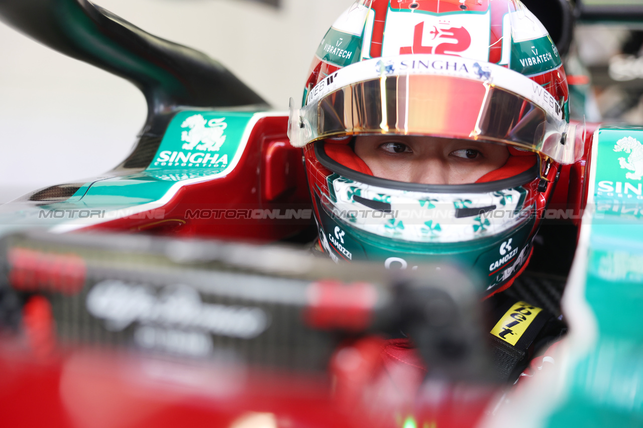 GP ITALIA, Zhou Guanyu (CHN) Alfa Romeo F1 Team C43.

01.09.2023. Formula 1 World Championship, Rd 15, Italian Grand Prix, Monza, Italy, Practice Day.

- www.xpbimages.com, EMail: requests@xpbimages.com © Copyright: Bearne / XPB Images