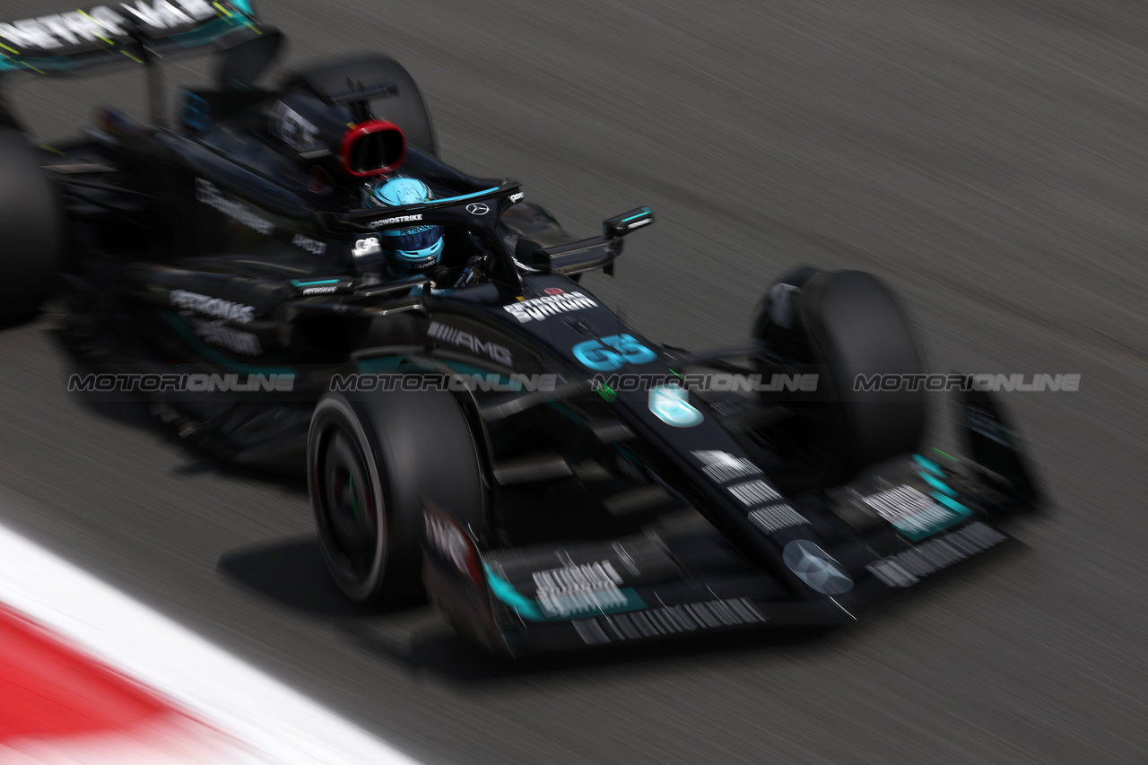 GP ITALIA, George Russell (GBR) Mercedes AMG F1 W14.

01.09.2023. Formula 1 World Championship, Rd 15, Italian Grand Prix, Monza, Italy, Practice Day.

- www.xpbimages.com, EMail: requests@xpbimages.com © Copyright: Moy / XPB Images