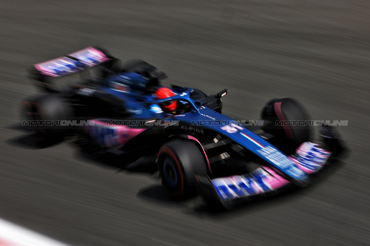 GP ITALIA, Esteban Ocon (FRA) Alpine F1 Team A523.

01.09.2023. Formula 1 World Championship, Rd 15, Italian Grand Prix, Monza, Italy, Practice Day.

- www.xpbimages.com, EMail: requests@xpbimages.com © Copyright: Moy / XPB Images