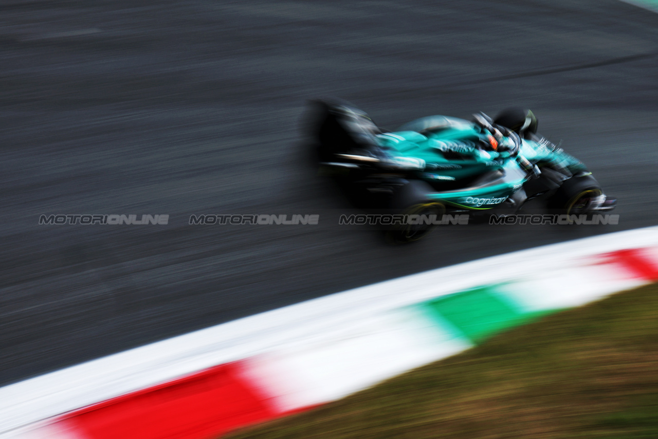 GP ITALIA, Felipe Drugovich (BRA) Aston Martin F1 Team AMR23, Reserve e Development Programme Driver.

01.09.2023. Formula 1 World Championship, Rd 15, Italian Grand Prix, Monza, Italy, Practice Day.

- www.xpbimages.com, EMail: requests@xpbimages.com © Copyright: Moy / XPB Images