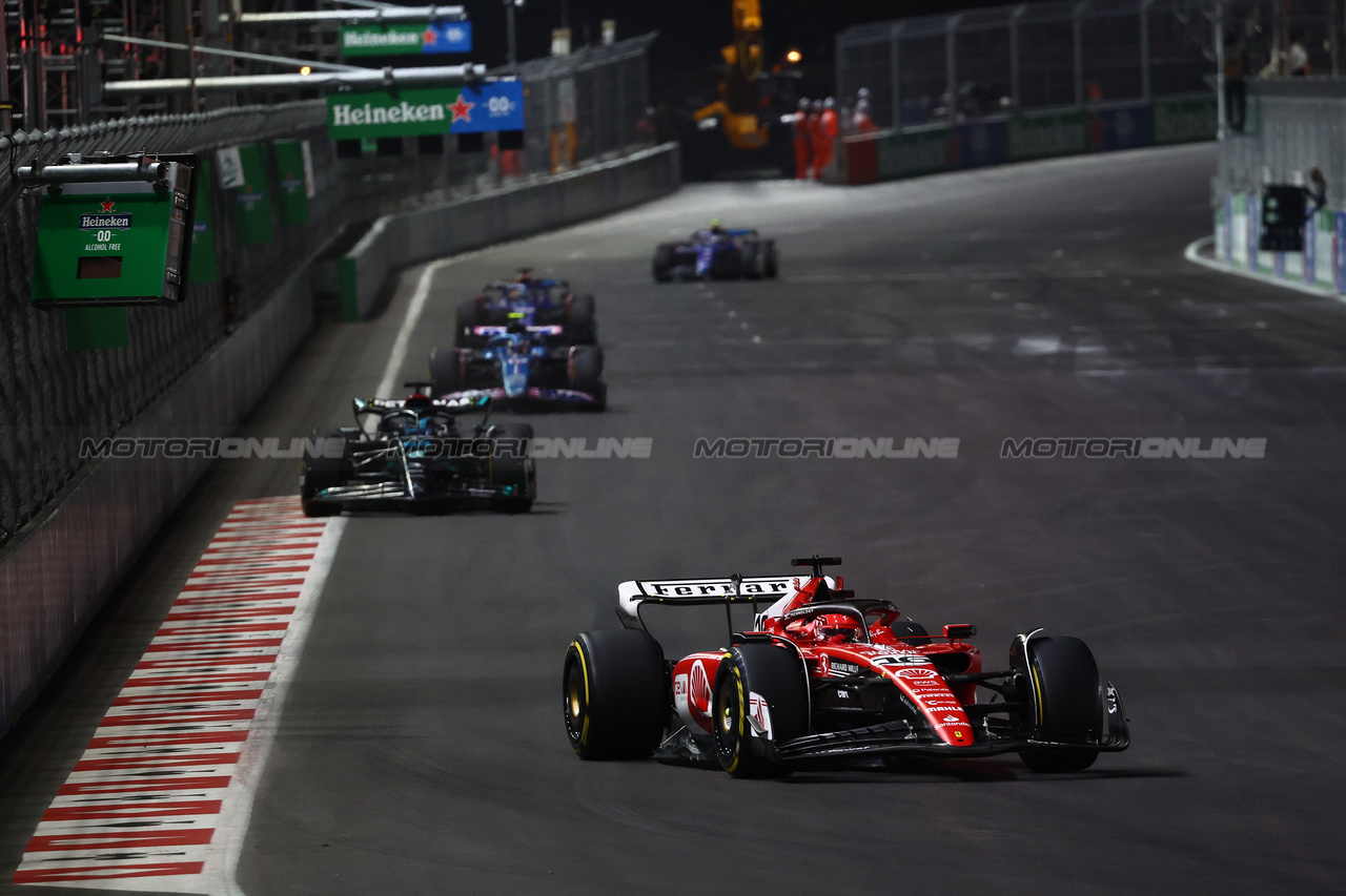 GP LAS VEGAS, Charles Leclerc (MON) Ferrari SF-23.

18.11.2023. Formula 1 World Championship, Rd 22, Las Vegas Grand Prix, Las Vegas, Nevada, USA, Gara Day.

- www.xpbimages.com, EMail: requests@xpbimages.com © Copyright: Batchelor / XPB Images