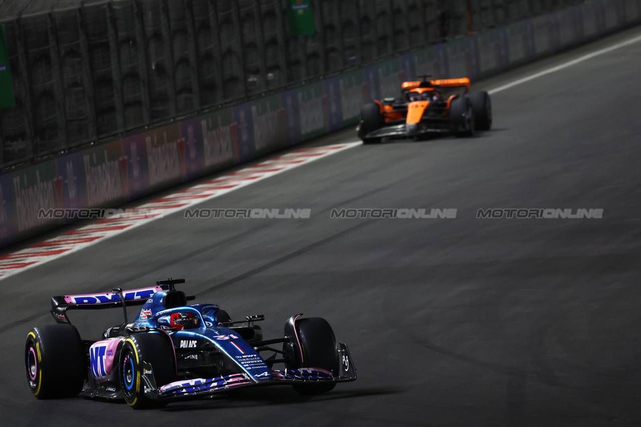 GP LAS VEGAS, Esteban Ocon (FRA) Alpine F1 Team A523.
18.11.2023. Formula 1 World Championship, Rd 22, Las Vegas Grand Prix, Las Vegas, Nevada, USA, Gara Day.
- www.xpbimages.com, EMail: requests@xpbimages.com © Copyright: Batchelor / XPB Images