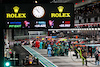 GP LAS VEGAS, Sergio Perez (MEX) Red Bull Racing RB19 leaves the pits.
18.11.2023. Formula 1 World Championship, Rd 22, Las Vegas Grand Prix, Las Vegas, Nevada, USA, Gara Day.
- www.xpbimages.com, EMail: requests@xpbimages.com © Copyright: Batchelor / XPB Images