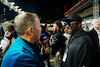 GP LAS VEGAS, (L to R): Martin Brundle (GBR) Sky Sports Commentator with will.i.am (USA) Black Eyed Peas on the grid.
18.11.2023. Formula 1 World Championship, Rd 22, Las Vegas Grand Prix, Las Vegas, Nevada, USA, Gara Day.
- www.xpbimages.com, EMail: requests@xpbimages.com © Copyright: XPB Images