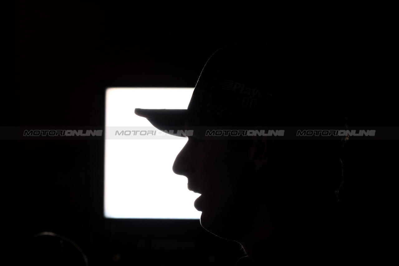 GP LAS VEGAS, Max Verstappen (NLD) Red Bull Racing.

16.11.2023. Formula 1 World Championship, Rd 22, Las Vegas Grand Prix, Las Vegas, Nevada, USA, Practice Day.

- www.xpbimages.com, EMail: requests@xpbimages.com © Copyright: Moy / XPB Images