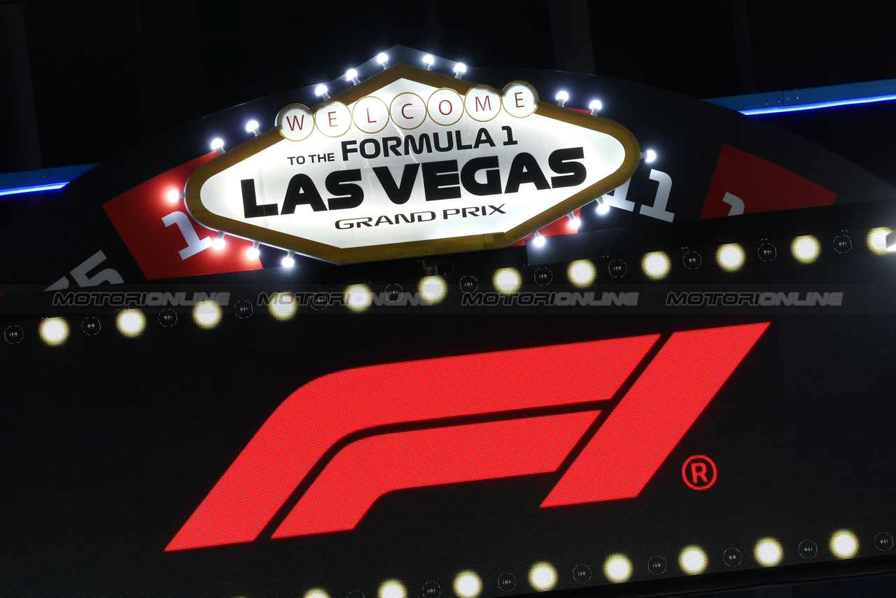 GP LAS VEGAS, Circuit Atmosfera.

16.11.2023. Formula 1 World Championship, Rd 22, Las Vegas Grand Prix, Las Vegas, Nevada, USA, Practice Day.

- www.xpbimages.com, EMail: requests@xpbimages.com © Copyright: Batchelor / XPB Images