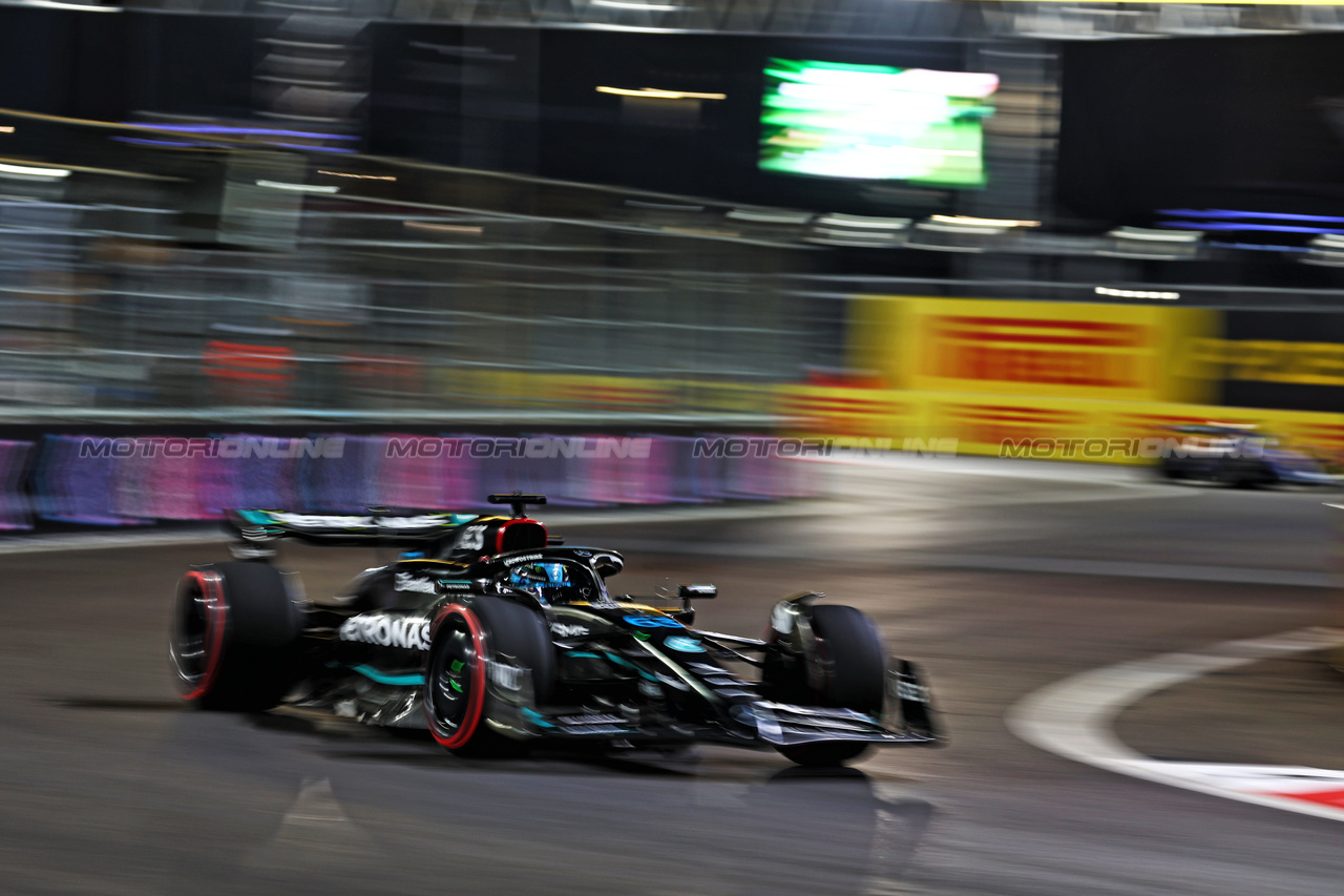 GP LAS VEGAS, George Russell (GBR) Mercedes AMG F1 W14.

16.11.2023. Formula 1 World Championship, Rd 22, Las Vegas Grand Prix, Las Vegas, Nevada, USA, Practice Day.

 - www.xpbimages.com, EMail: requests@xpbimages.com © Copyright: Coates / XPB Images