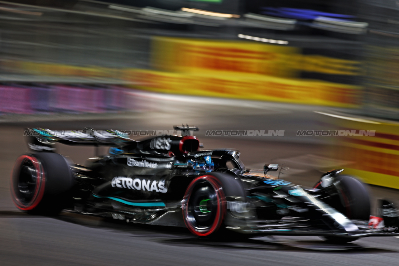 GP LAS VEGAS, George Russell (GBR) Mercedes AMG F1 W14.

16.11.2023. Formula 1 World Championship, Rd 22, Las Vegas Grand Prix, Las Vegas, Nevada, USA, Practice Day.

 - www.xpbimages.com, EMail: requests@xpbimages.com © Copyright: Coates / XPB Images