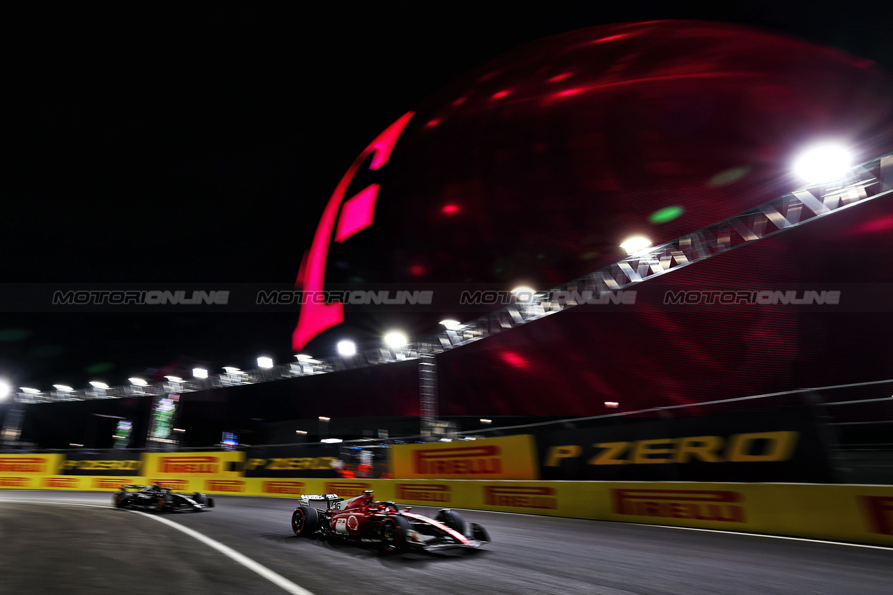 GP LAS VEGAS, Charles Leclerc (MON) Ferrari SF-23.

16.11.2023. Formula 1 World Championship, Rd 22, Las Vegas Grand Prix, Las Vegas, Nevada, USA, Practice Day.

 - www.xpbimages.com, EMail: requests@xpbimages.com © Copyright: Coates / XPB Images