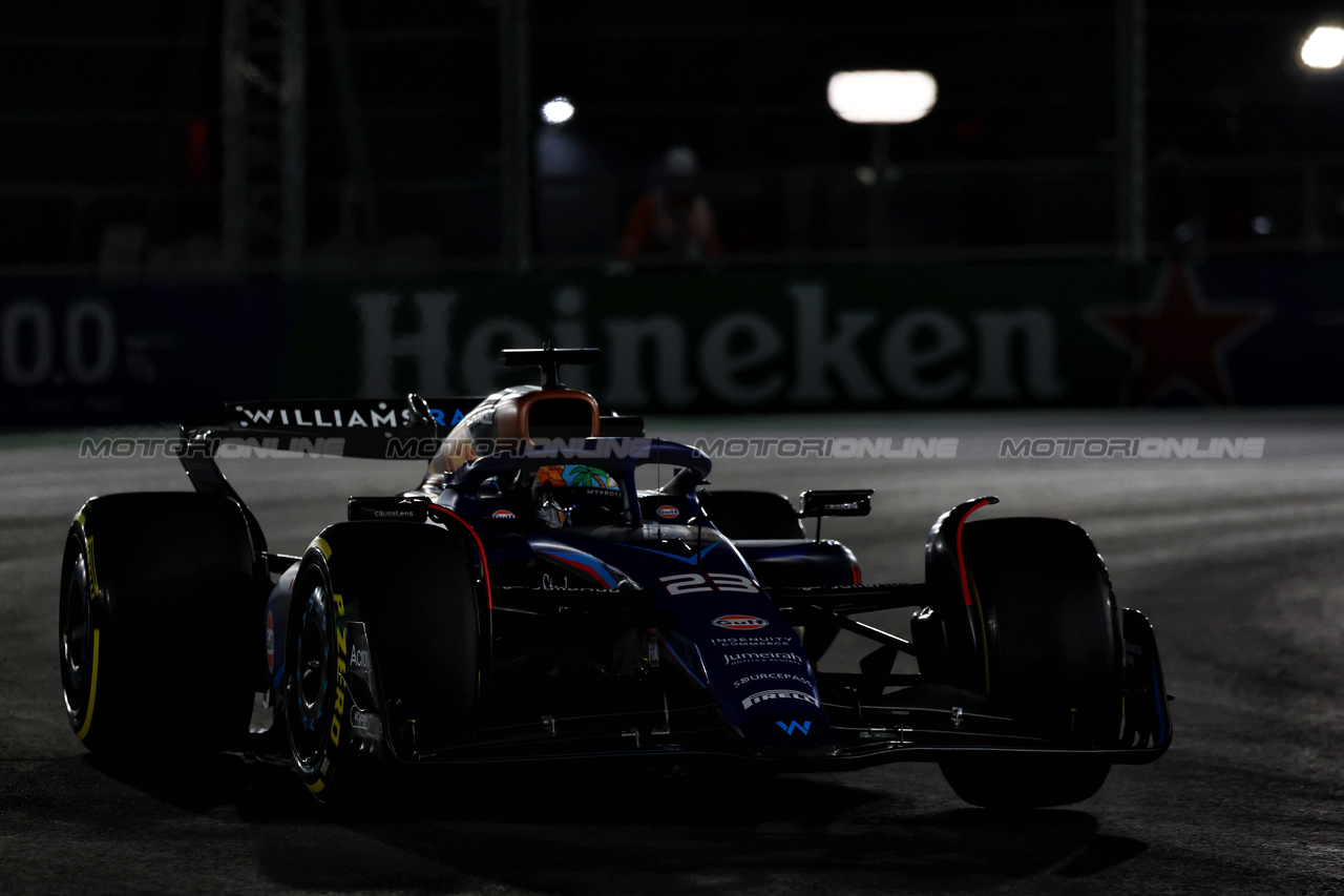 GP LAS VEGAS, Alexander Albon (THA) Williams Racing FW45.

16.11.2023. Formula 1 World Championship, Rd 22, Las Vegas Grand Prix, Las Vegas, Nevada, USA, Practice Day.

- www.xpbimages.com, EMail: requests@xpbimages.com © Copyright: Moy / XPB Images