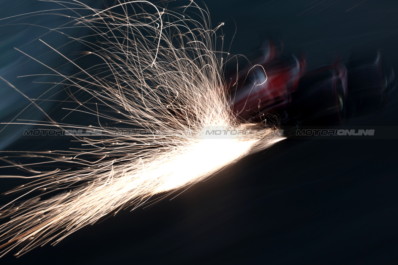 GP LAS VEGAS, Charles Leclerc (MON) Ferrari SF-23 sends sparks flying.

16.11.2023. Formula 1 World Championship, Rd 22, Las Vegas Grand Prix, Las Vegas, Nevada, USA, Practice Day.

- www.xpbimages.com, EMail: requests@xpbimages.com © Copyright: Moy / XPB Images