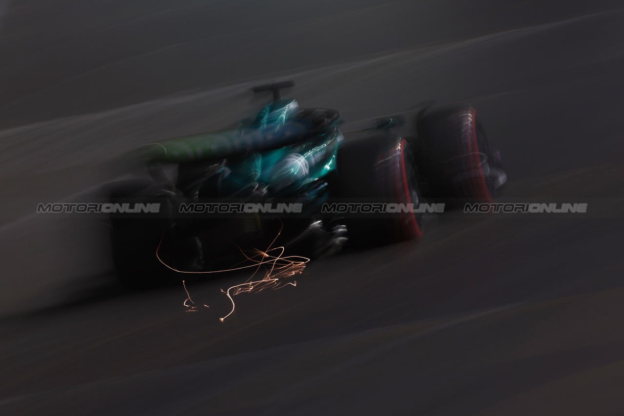 GP LAS VEGAS, Lance Stroll (CDN) Aston Martin F1 Team AMR23 sends sparks flying.

16.11.2023. Formula 1 World Championship, Rd 22, Las Vegas Grand Prix, Las Vegas, Nevada, USA, Practice Day.

- www.xpbimages.com, EMail: requests@xpbimages.com © Copyright: Moy / XPB Images